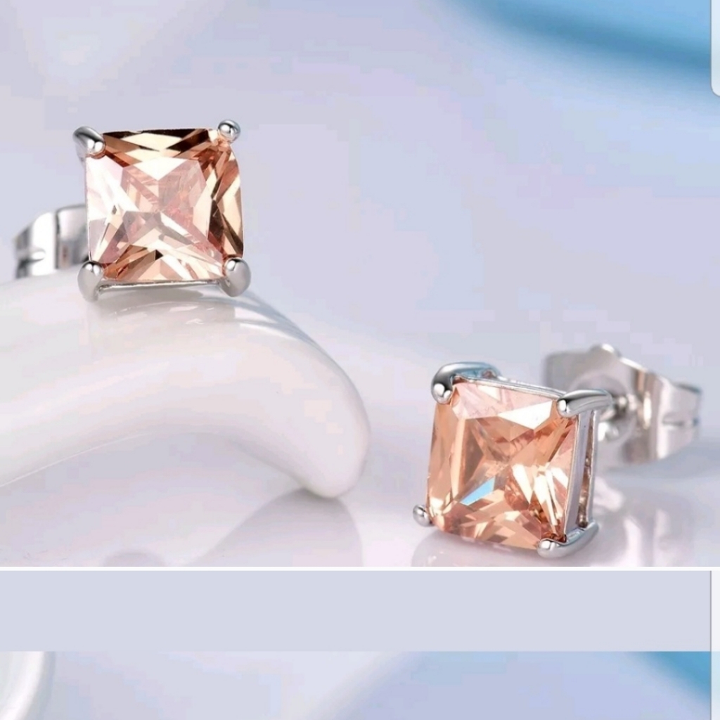Champagne Topaz Gemstone 24k Yellow Gold Women's M